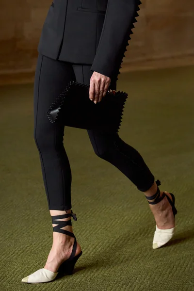 Look 73